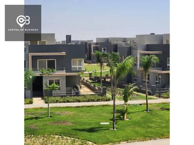 Apartment for immediate delivery in Sheikh Zayed in Kian Compound, with installments over 3 years