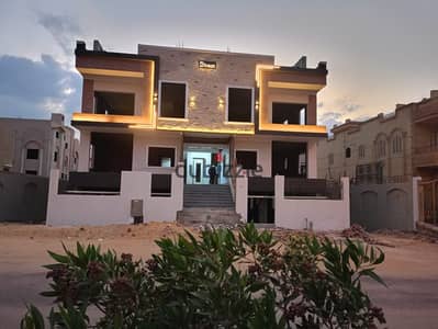 205 meter apartment for sale, Ninth District, Sheikh Zayed Villas, second number from Dahshour Link, close to all services