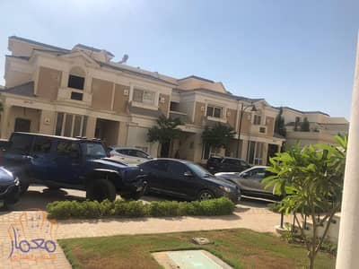 iVilla for rent 290m+90m garden mountain view hyde park new cairo