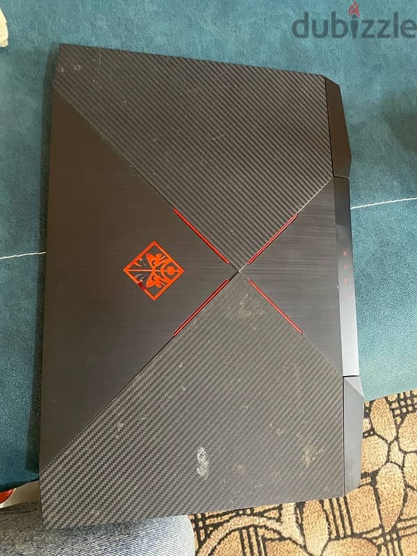 جاي من الامارات.  HP OMEN 15-ce001ne 4