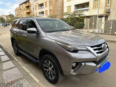 Toyota Fortuner 2021