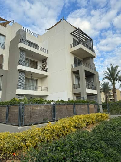 A fully finished apartment with a garden in Palm Parks, Palm Hills, next to Al Gezira Club, in installments