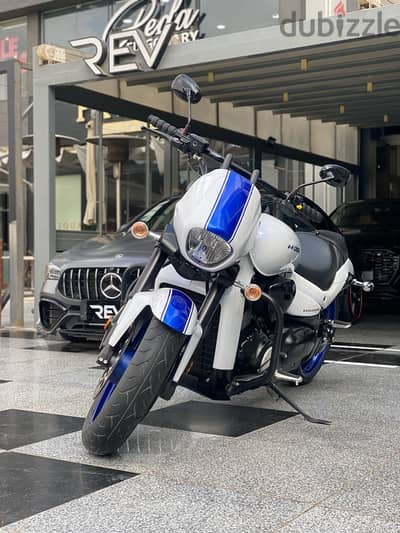 preowned Suzuki boulevard m109r 2019