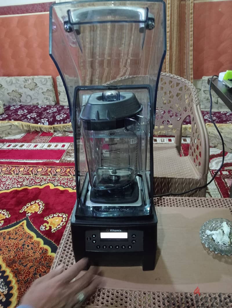 خلاط كهربائى امريكي الصنح ماركة vitamix 1