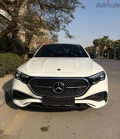 Mercedes-Benz E200 2024 AMG  لم ترخص