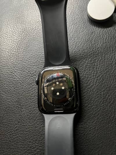 Apple watch series 8