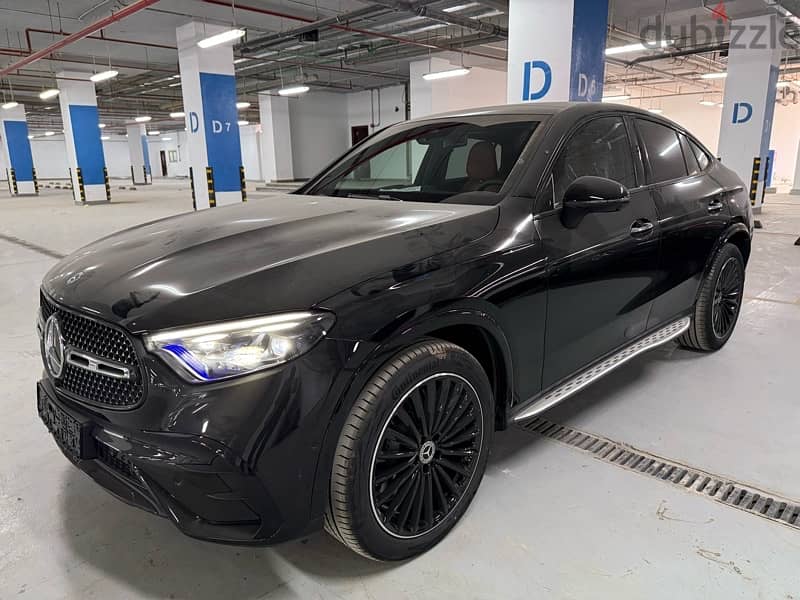 Mercedes-Benz GLC 300 2025 Black X Designo Camel 0