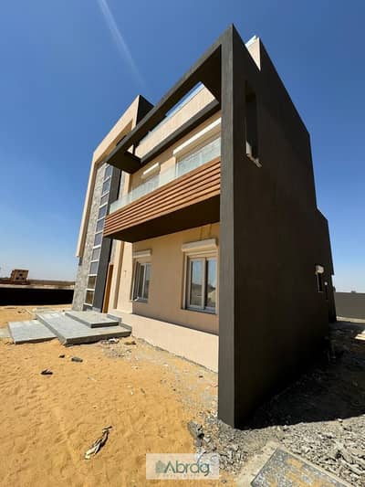 Independent villa 304 m for sale in The Yard Strike North Compound Sheikh Zayed 6th of October