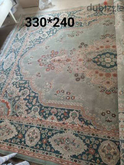 330" 240 beautiful classic Rug