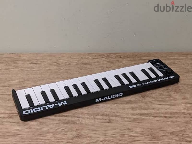 M-Audio Keystation Mini 32 MK3 Midi Keyboard 4