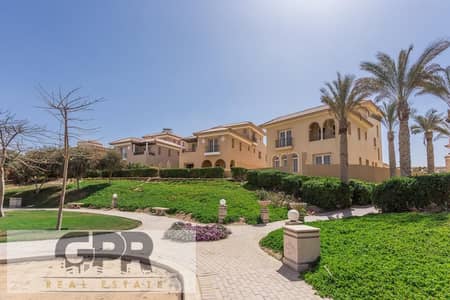 Town villa 302m for sale in Tawny Hyde Park  October with installments next to Mall of Egypt تاوني هايد بارك اكتوبر