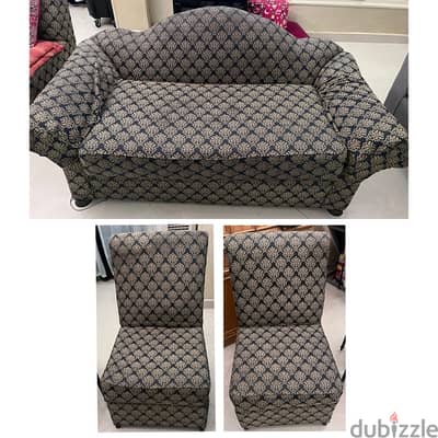 Couch and two chairs انتره كنبه و كورسين