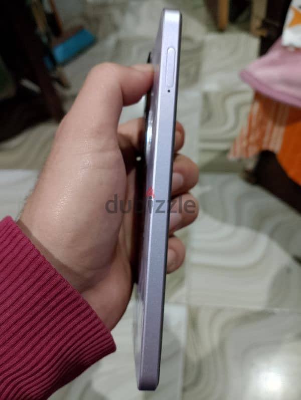 Oppo Reno 11F 4