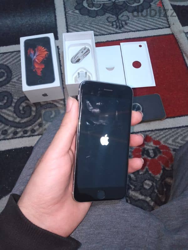 آيفون 6s 64 جيجا رمادي للبيع (iPhone 6s 64GB Space Gray for Sale) 7