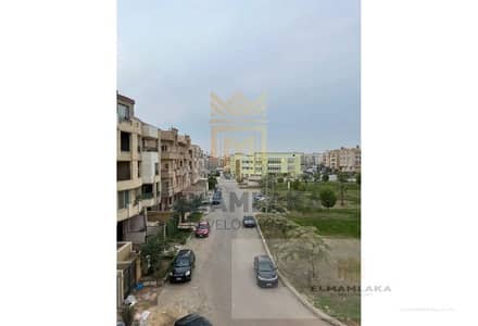 Apartment for Sale in District 16, Opposite Mazar mall