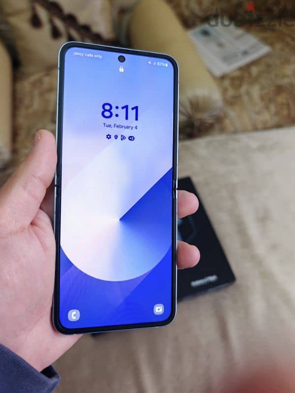 Samsung Flip 6 ضمان محلى 2