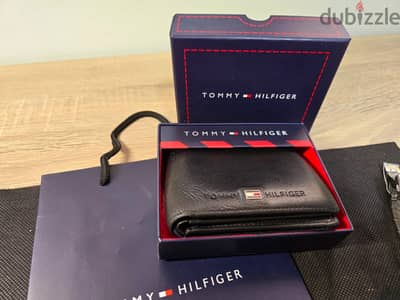 Original Tommy Hilfiger wallet - محفظة تومي أصلي