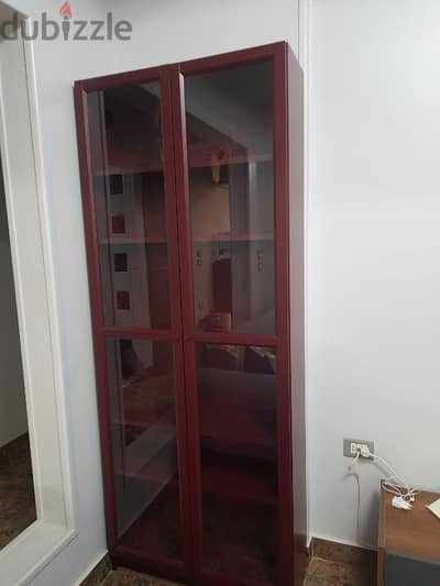 book case with doors مكتبة للكتب