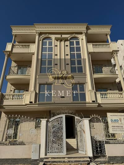 Premium Apartment for Sale – 185 sqm – Immediate Delivery – Mid Floor – Prime Location near Mivida & Katameya Dunes – Al-Andalus 2, New Cairo