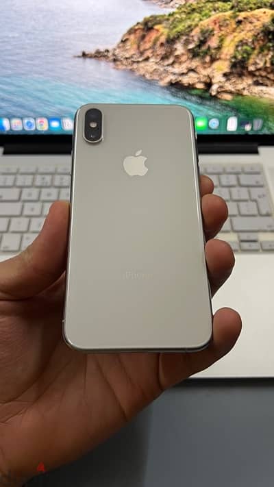 iphone xs 256 gb ( very good condition )