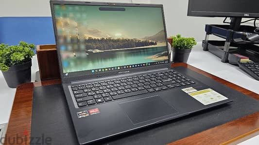 laptop Asus  استعمال شهرين فقط كالجديد بالضمان وتأمين شامل