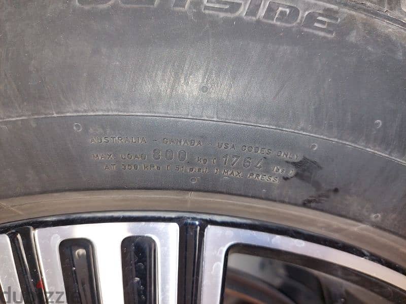 4 used tyres 235/55 R18 ٤ اطارات بيريلى مقاس ١٨ حالة ممتازة 3