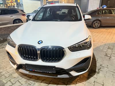 بي ام دبليو إكس 1 2022 BMW