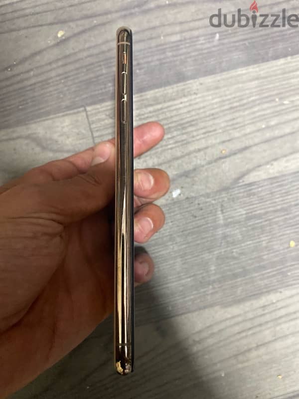 xs Max 4