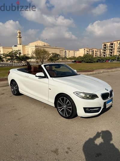 BMW 218i convertible 2015  / بي ام دابليو 218 2015