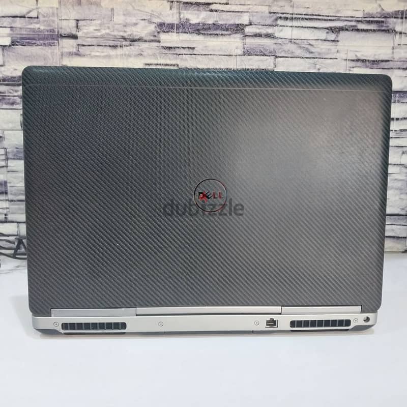 Dell Precision 7520 – أداء قوي للمحترفين! 7