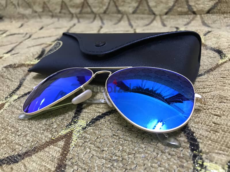 نضاره rayban اصلي وارد من انجلترا استعمال طبيب في حاله ممتازه بالكڤر 1