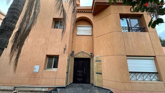 Standalone villa for sale in rehab city in the vicinity of food court & Ahmed Afify Mosque v10 land area is 576 m. & BUA is 480 m. 7 rooms 7 bathrooms