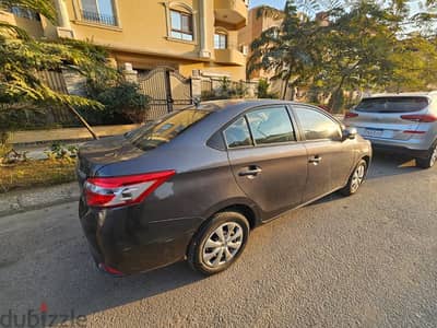 Toyota Yaris 2015