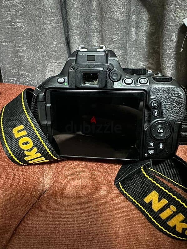 Nikon D5600 2