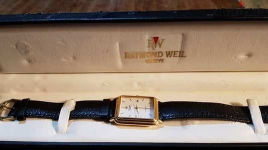 Raymond Weil Geneve 18K Gold-Plated Tank Watch – Vintage 1990s