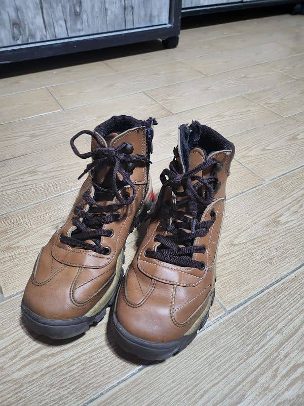 boot excellent condition Size 36 0