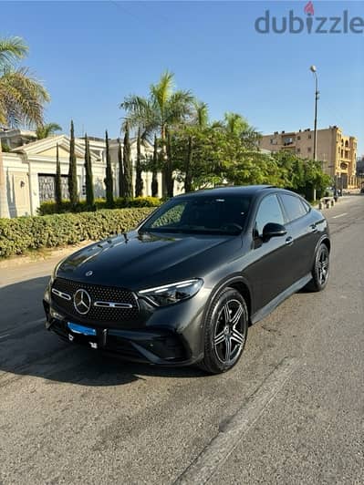 glc 300 coupe 2024 AMG ( 7000 km )