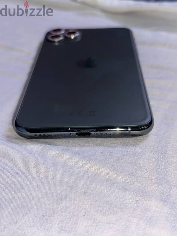 iPhone 11 Pro Max 1