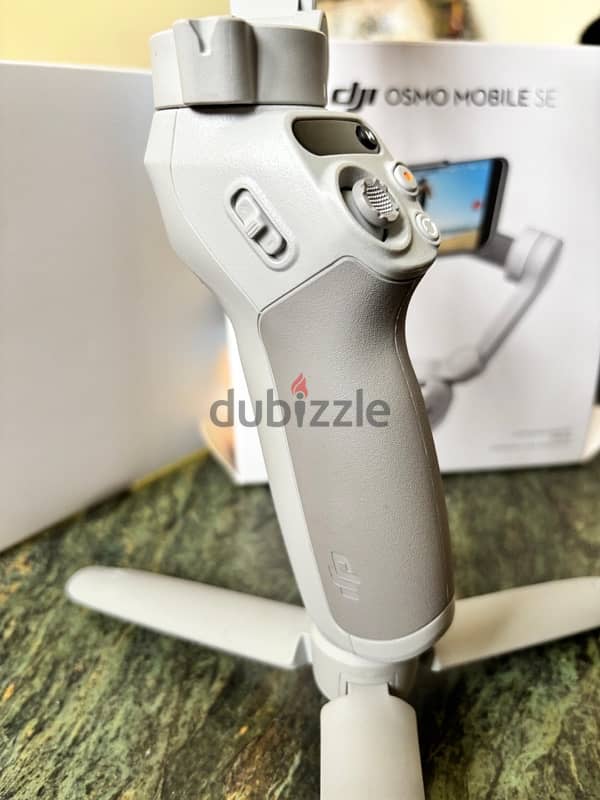 DJI OSMO MOBILE SE 4