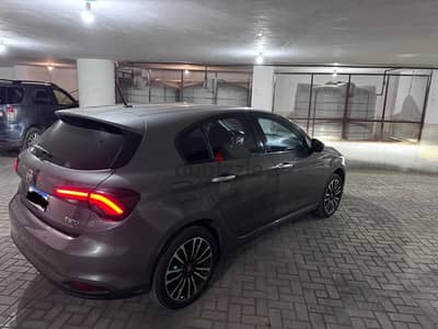 Fiat Tipo 2021 top line hatchback