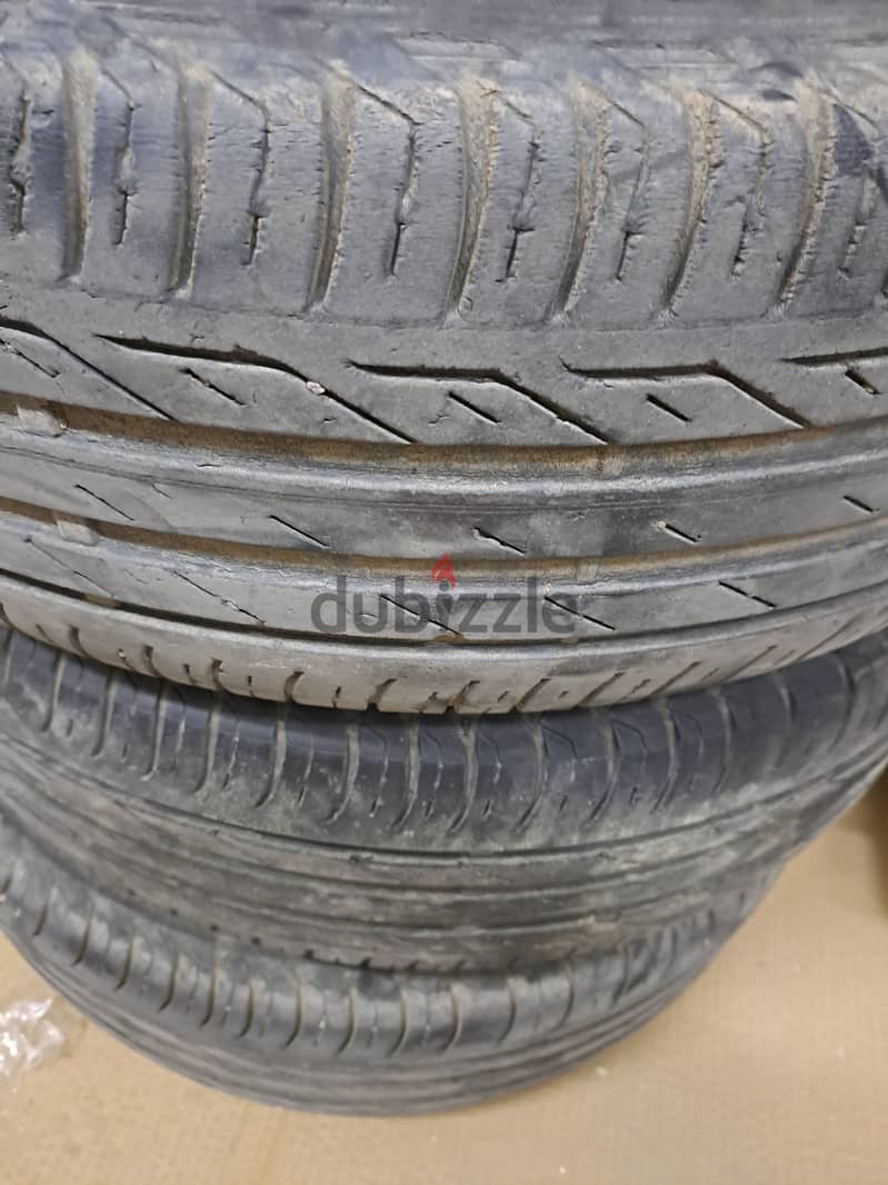 ٤ اطارات بريدجستون مقاس 195/65R15 1