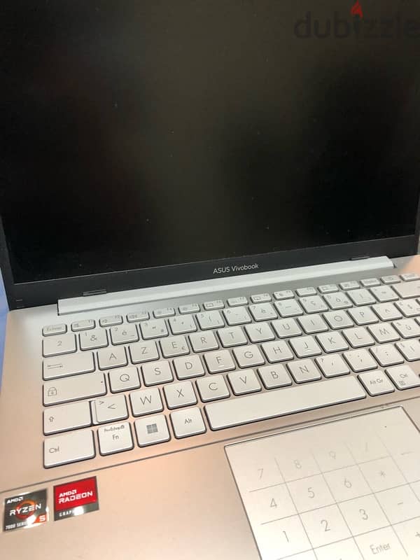 Asus Vivobook E14 (16 Ram/1000 SSD) 1