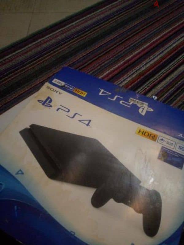 ps4 slim - بلاي ستيشن فور سليم 1