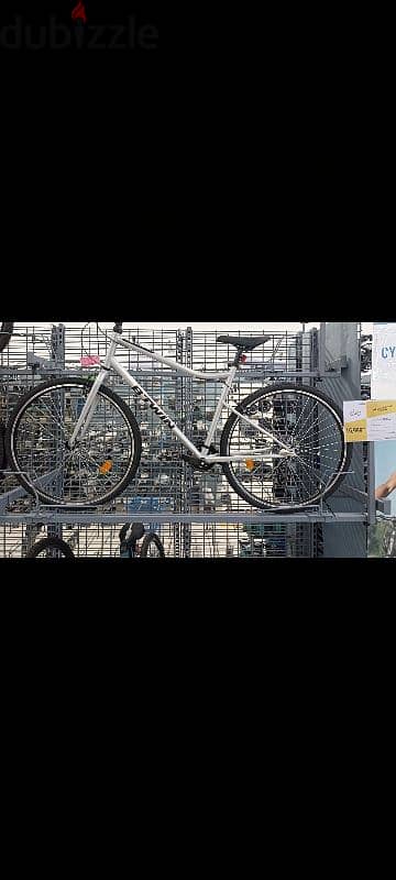 Hybrid Decathlon B-Twin bicycle  هايبرد 5