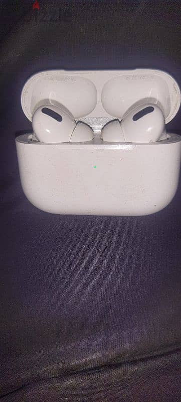 ايربودز ابل الاصليه ‏⁨AirPods Pro⁩ 1