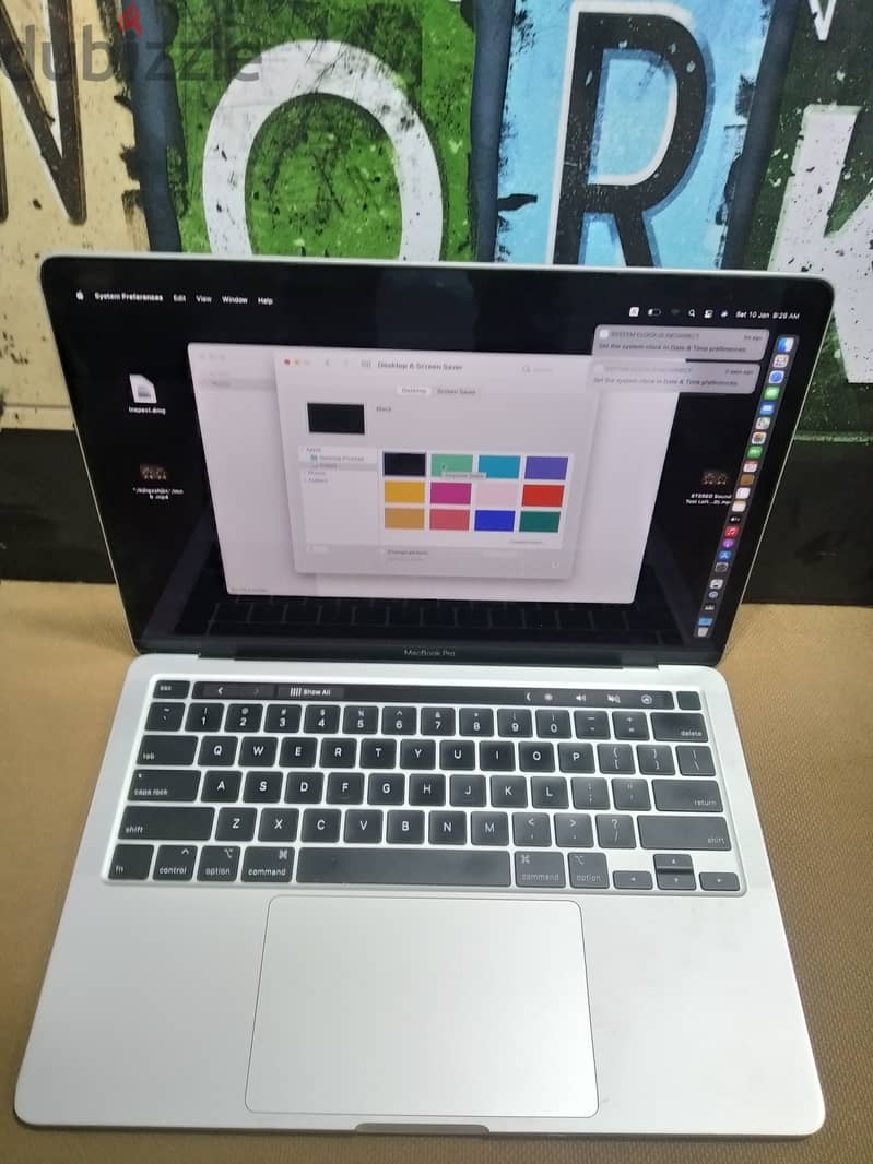 Macbook Pro 2251 (2020) 8