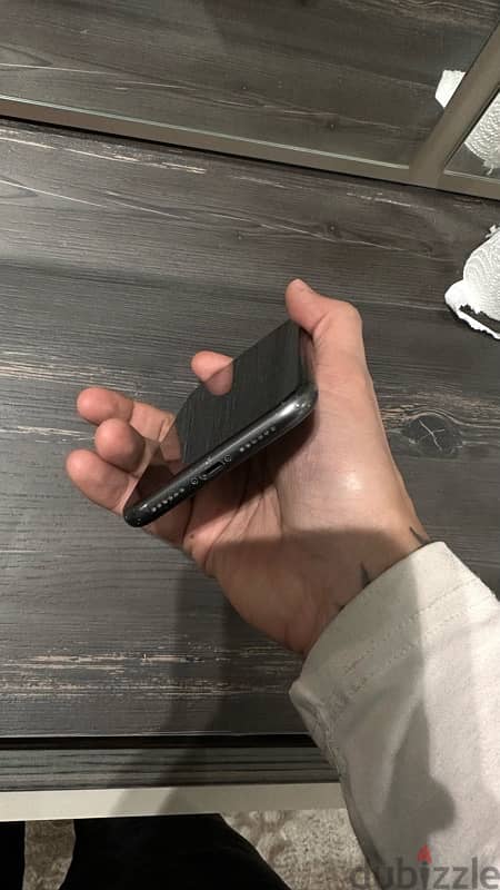 IPhone 11 - 128GB Black 6