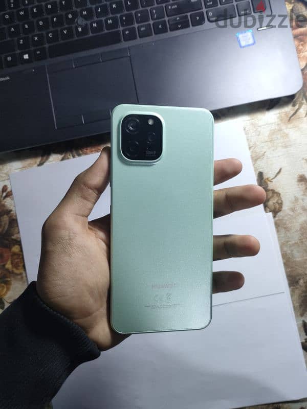 Huawei Nova Y61 1