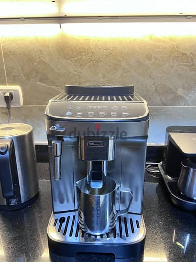 Delonghi Automatic Coffee Machine