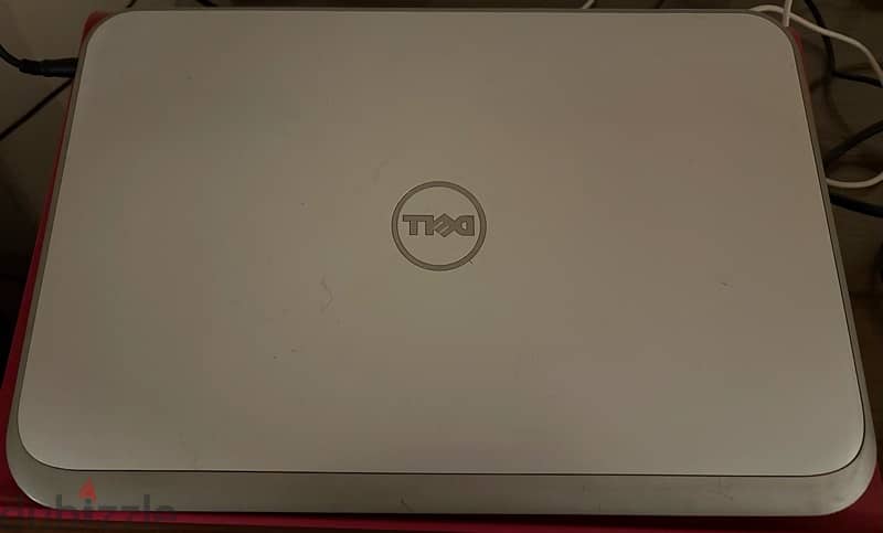 Dell Inspiron N7110 1